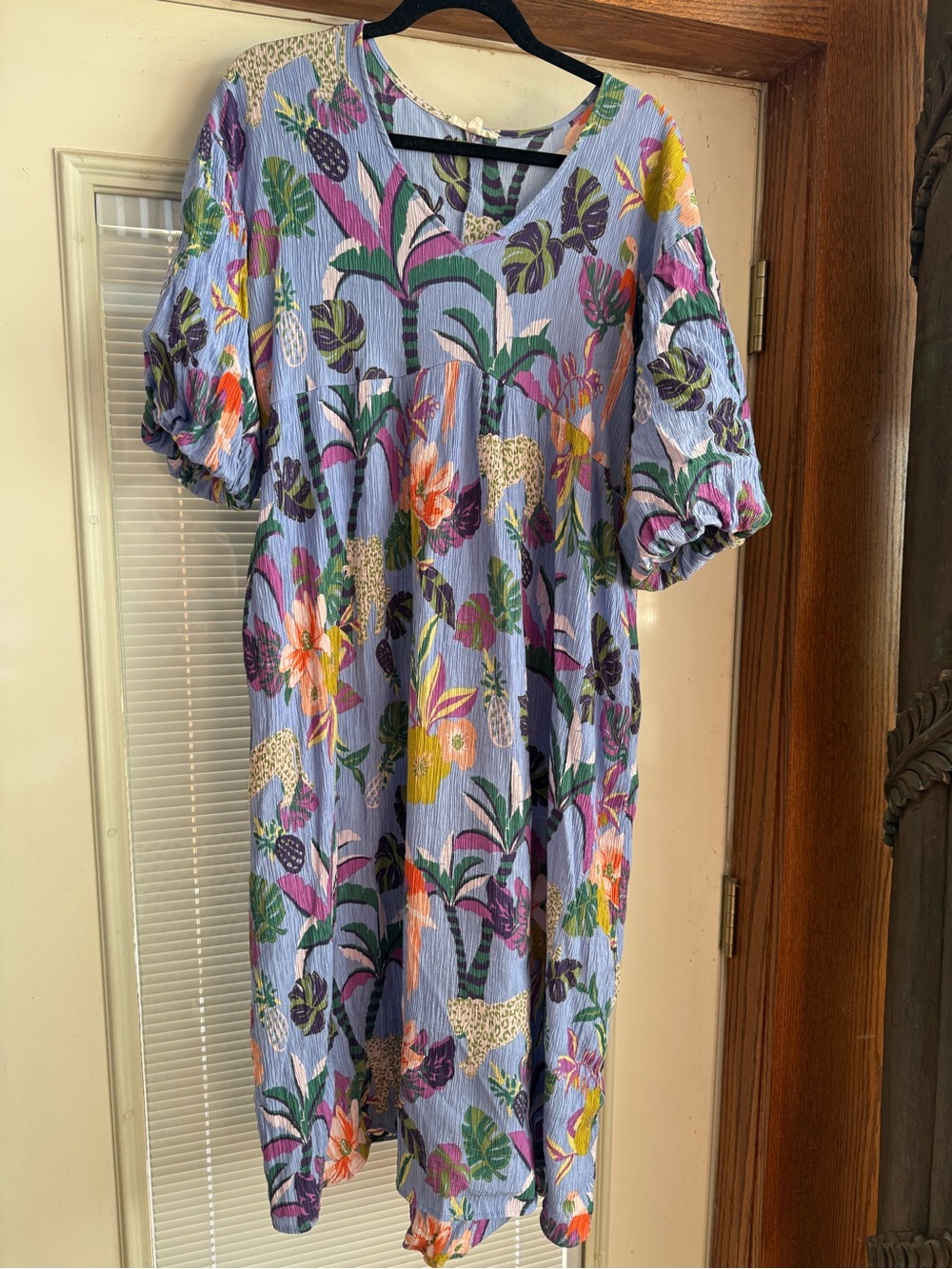 easel Light Blue Tropical Floral Puff-Sleeve Casual Dress